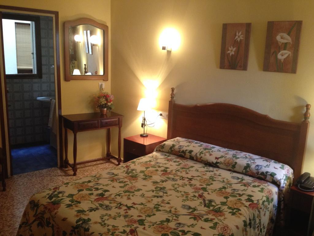Hotel Les Fonts - Adults Only アンドラ・ラ・ベリャ エクステリア 写真